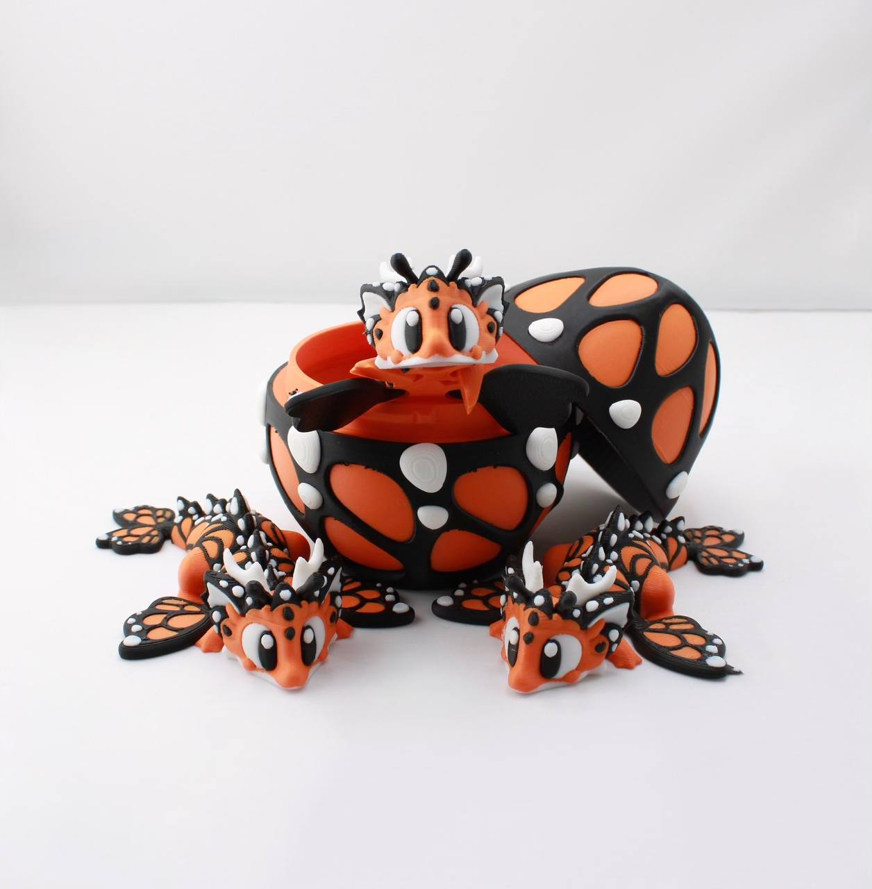 Monarch Butterfly Dragon w/ Matching Egg